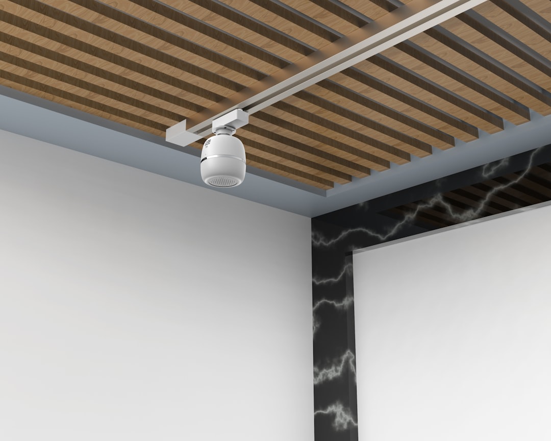 Sistema de conductos de aire acondicionado instalado en techo con iluminación integrada